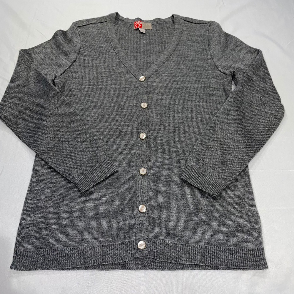 Chick-fil-A Team Style by Oobe Gray V-Neck Button Front Cardigan Sweater Medium